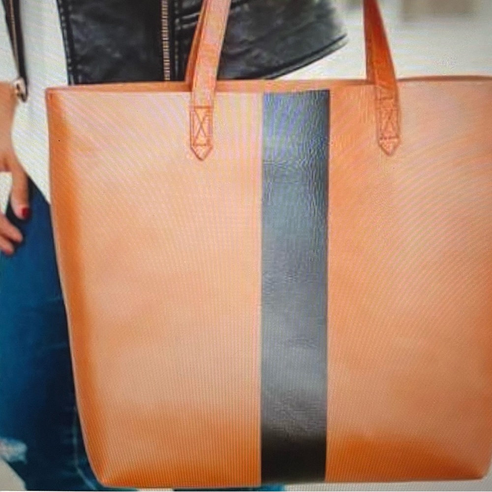 Madewell stripe transport tote in tobacco leather with black stripe.
